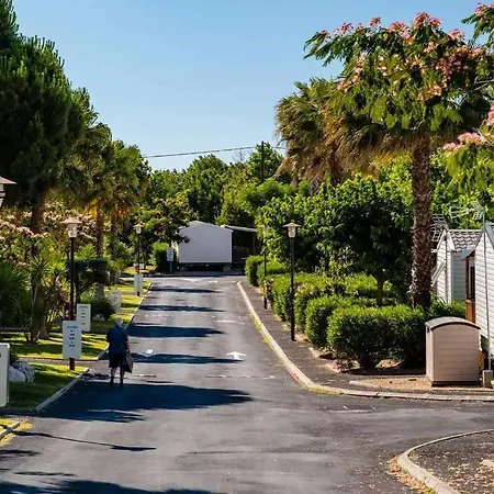 Mobil Les Sables Du Midi Campsite